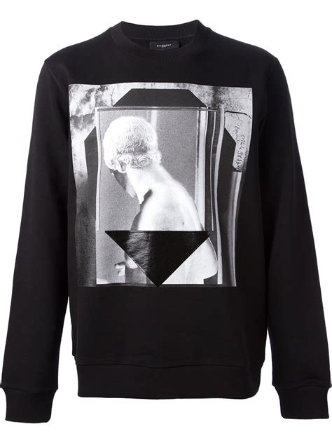 givenchy triangle sweatshirt